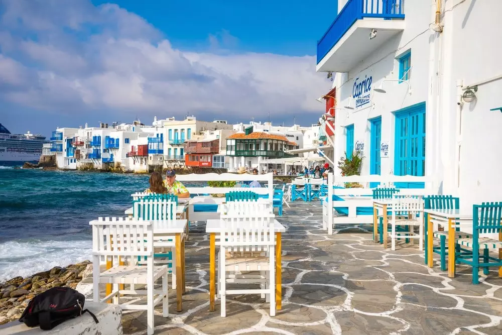 Mykonos restoranı sahil